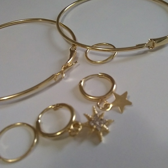 Hot Sexy Chick Gold Plated 3 Pair Star Earring Set - Picture 2 of 5